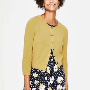 Cashmere crop crew cardigan